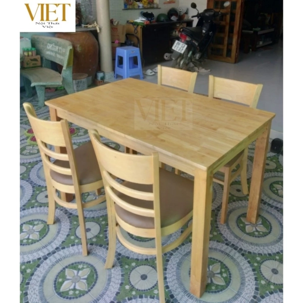 bo-ban-an-4-ghe-go-ban-an-gia-dinh