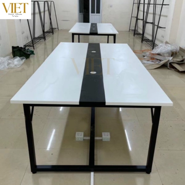 ban-hop-ban-lam-viec-nhom-chan-sat-son-tinh-dien-mat-ban-mdf-chong-am-cao-cap