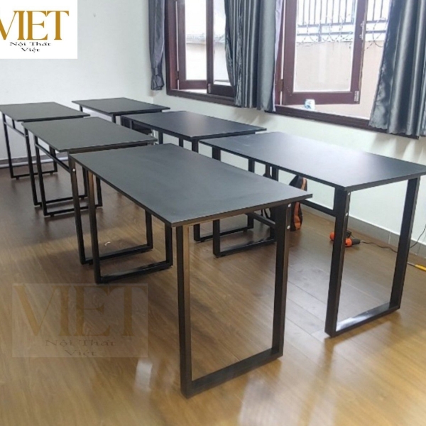 ban-lam-viec-1m2-1m-ban-may-tinh-u-k-z-ban-van-phong